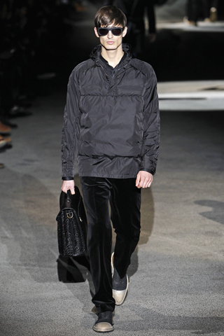 Louis Vuitton / - 2011-2012